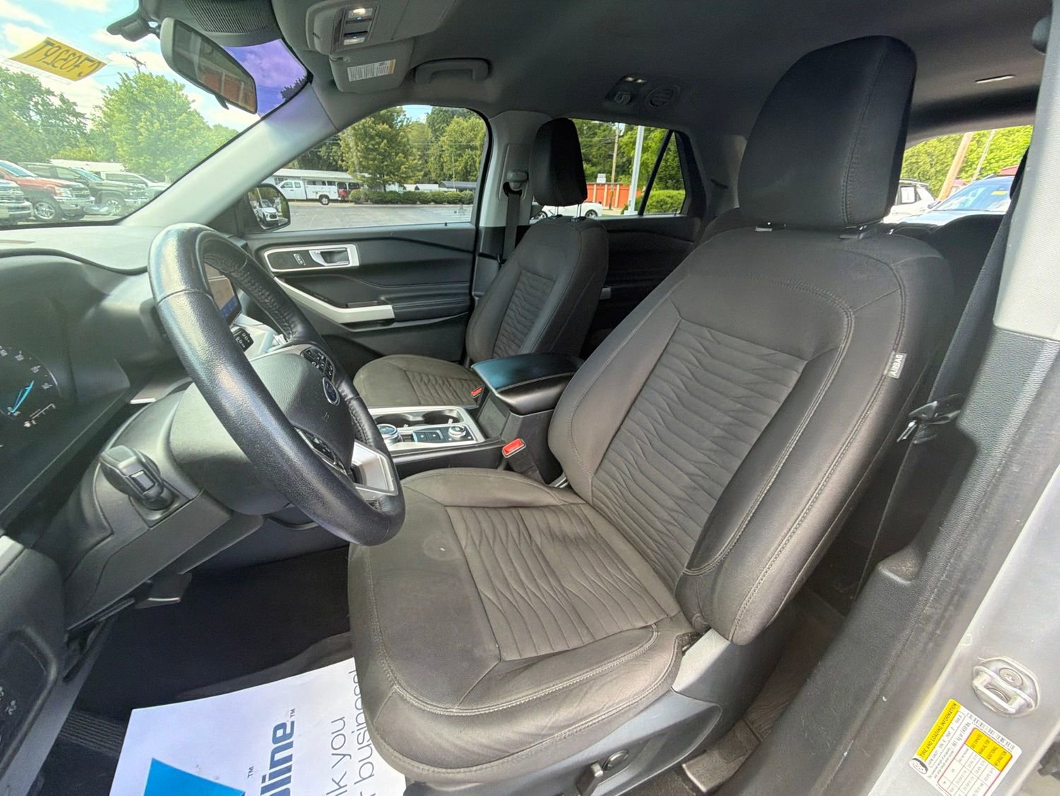 Used 2021 Ford Explorer XLT AWD/4WD image 20