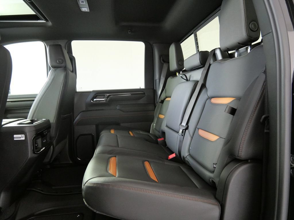 New 2026 GMC Sierra 2500 AT4 w/ AT4 Premium Plus Package AWD/4WD image 14