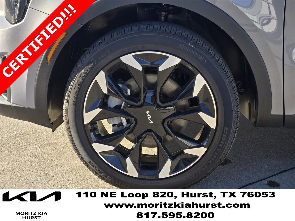Certified 2025 Kia Sorento EX w/ Panoramic Sunroof Package image 17