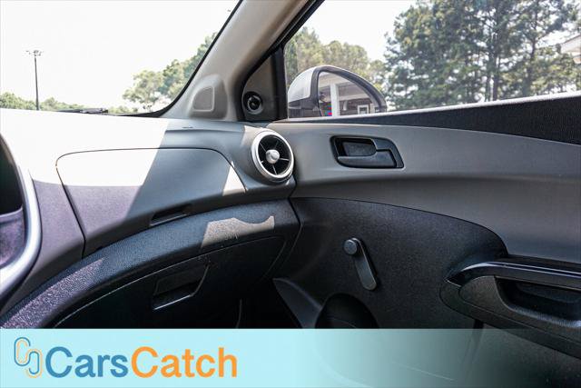 Used 2019 Chevrolet Sonic LS FWD image 31