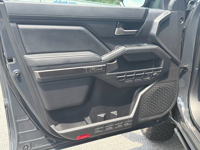 Used 2025 Toyota Tacoma TRD Off-Road AWD/4WD image 10