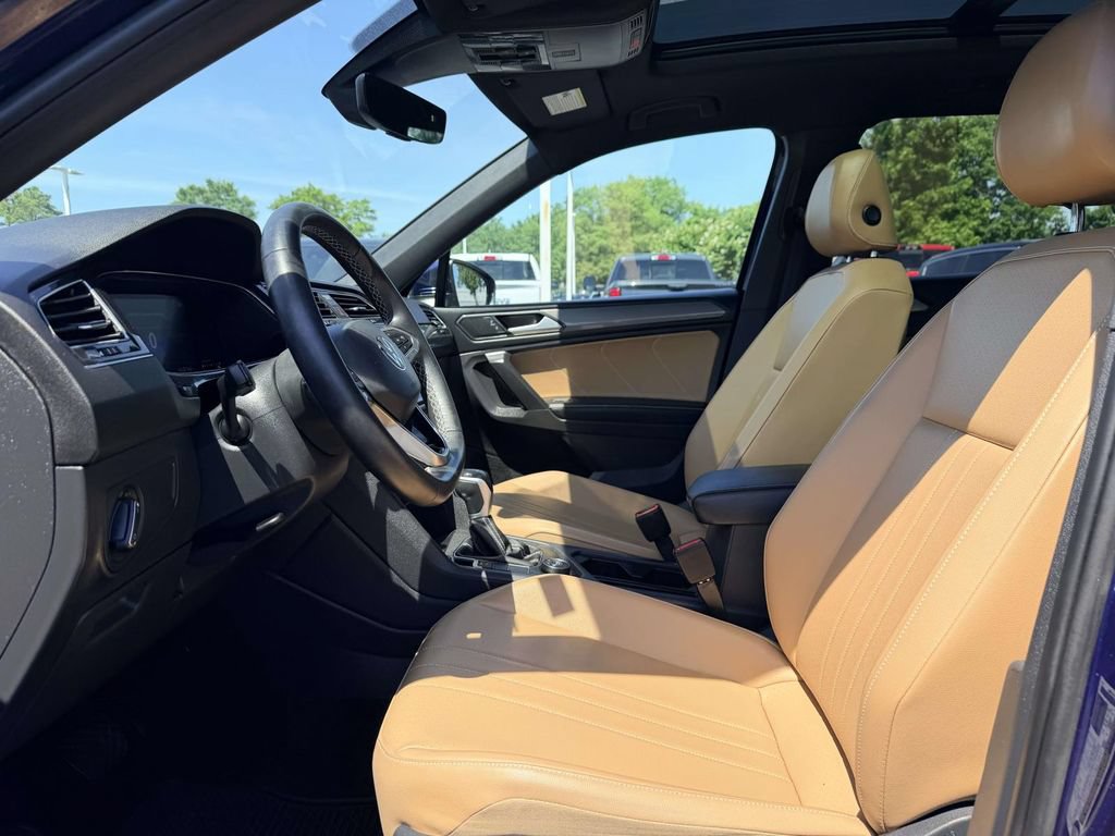 Used 2022 Volkswagen Tiguan SE AWD/4WD image 15