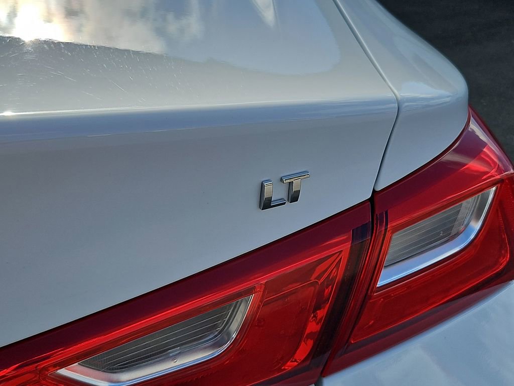 Used 2024 Chevrolet Malibu LT image 30