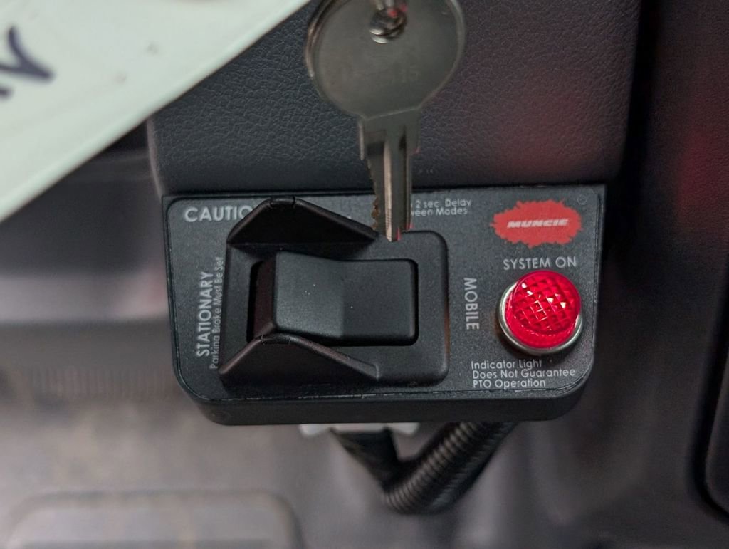 New 2025 Ford F550 4x4 Regular Cab Super Duty image 27