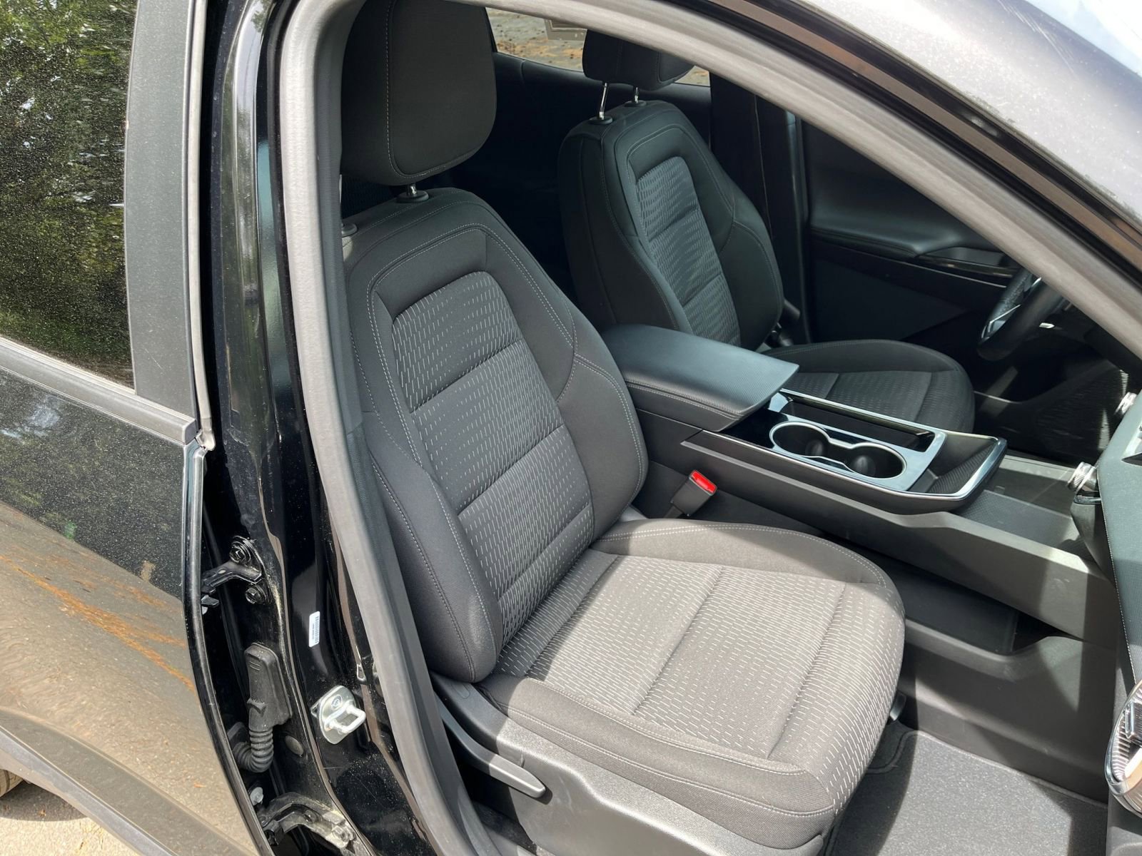 Used 2025 Chevrolet Equinox LT FWD image 36