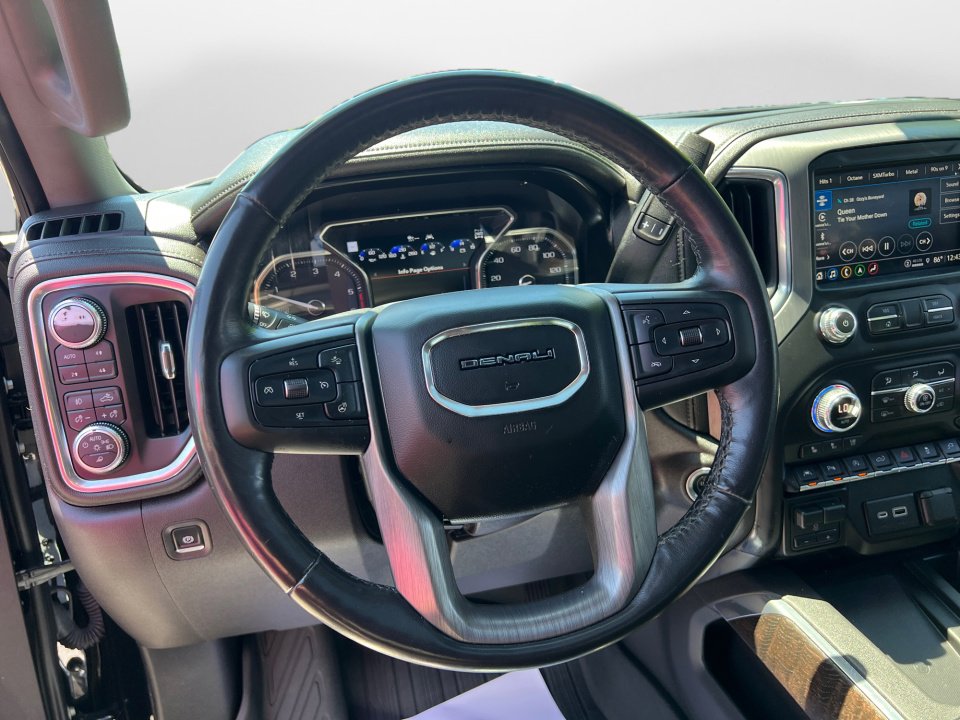 Used 2021 GMC Sierra 1500 Denali w/ Denali Ultimate Package AWD/4WD image 10