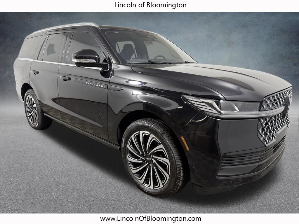 Used 2025 Lincoln Navigator Black Label AWD/4WD image 10