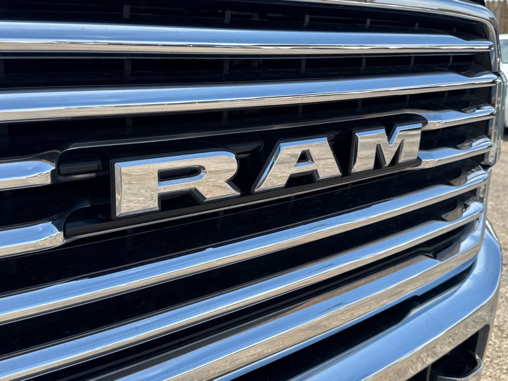 Used 2022 RAM 3500 Limited AWD/4WD image 57