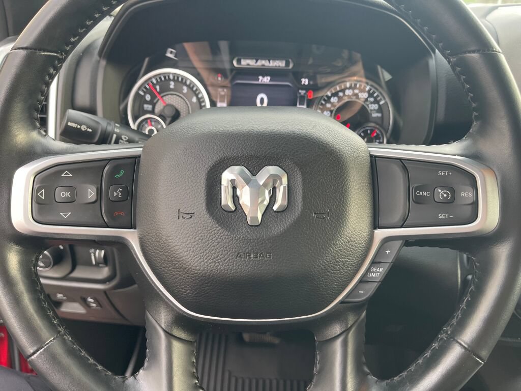 Used 2022 RAM 1500 Big Horn AWD/4WD image 16