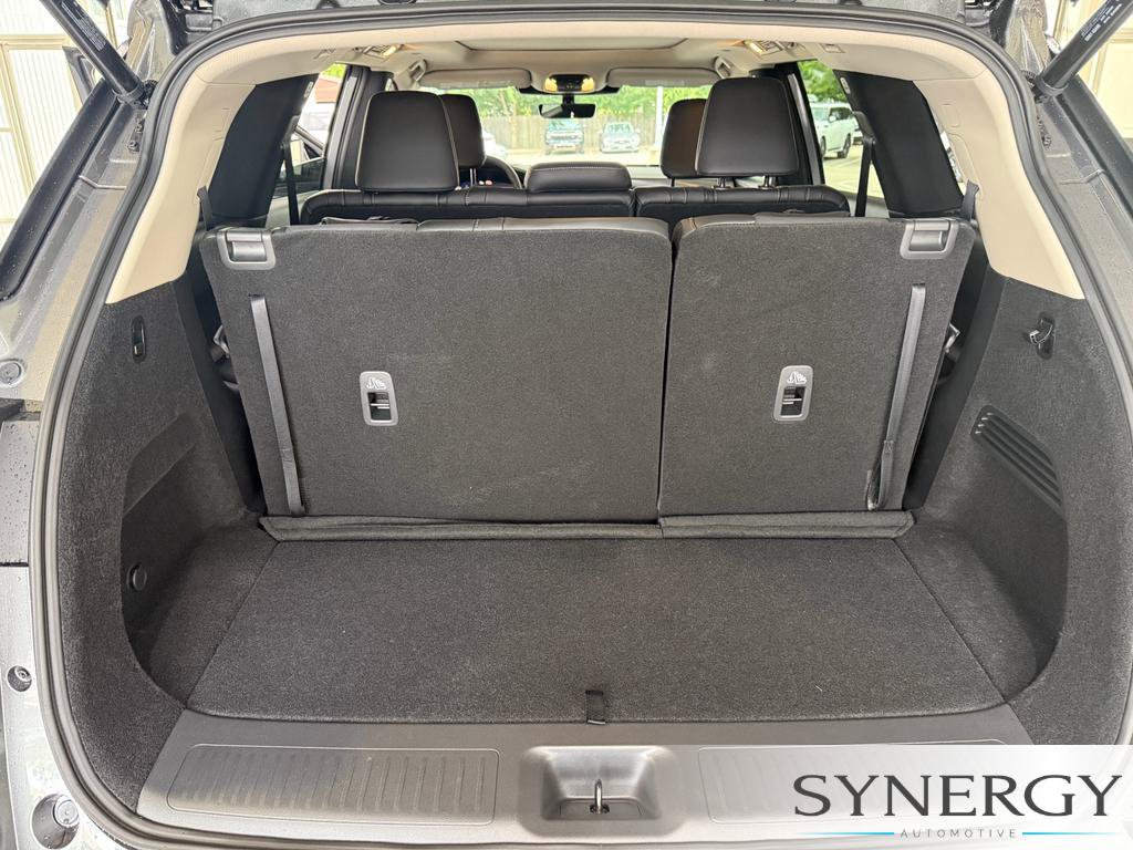 New 2027 INFINITI QX60 Luxe w/ Cargo Package FWD image 31