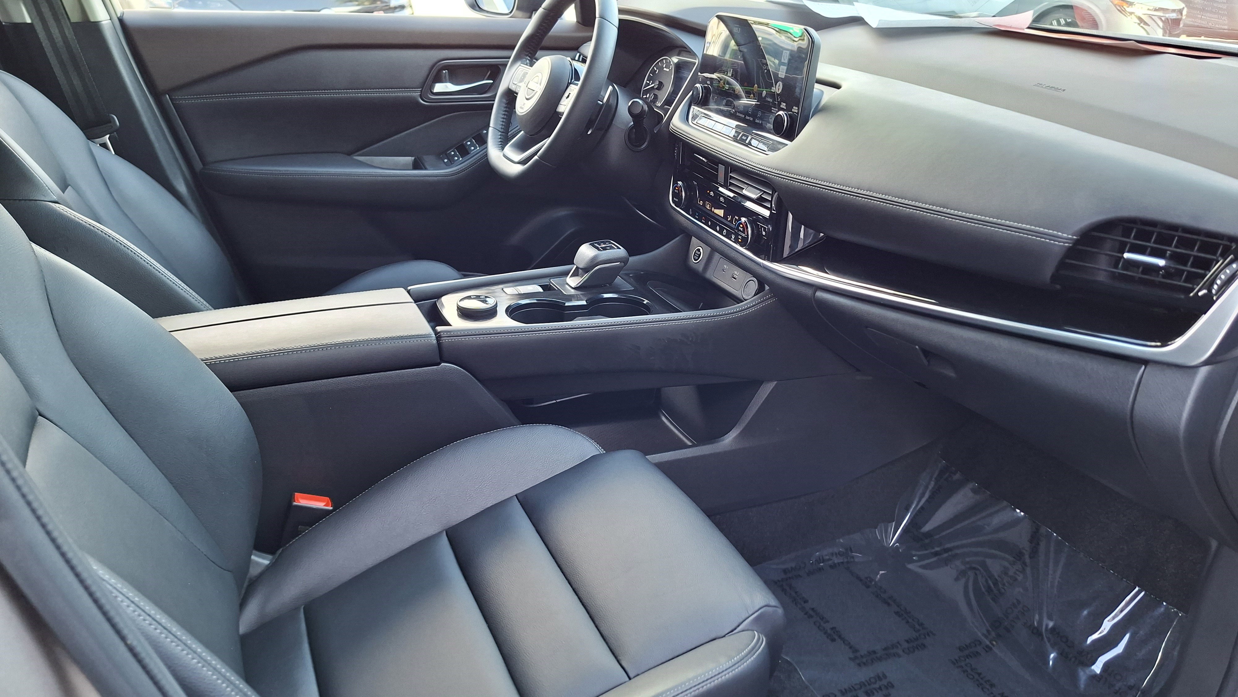 Certified 2022 Nissan Rogue SL w/ SL Premium Package image 23