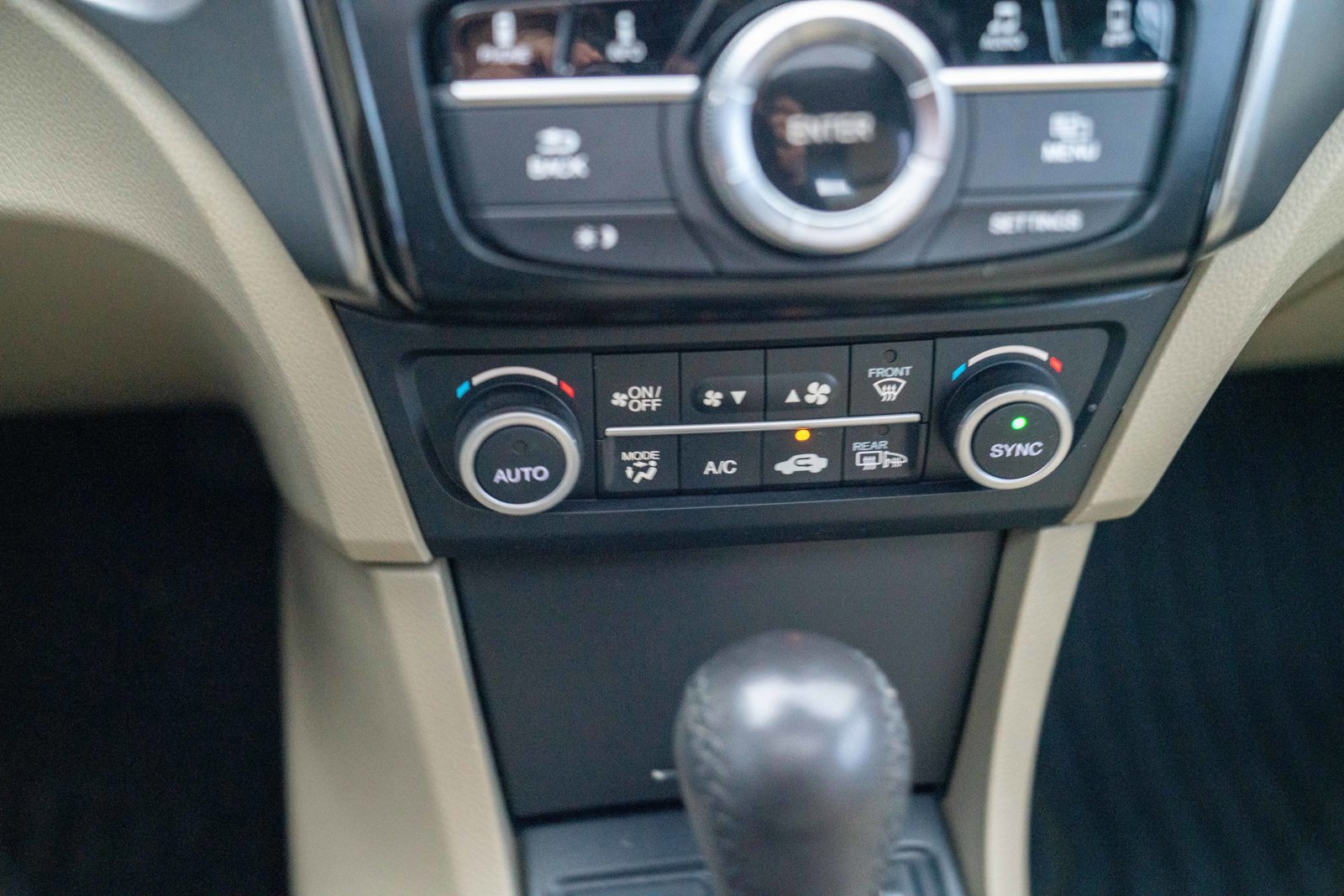 Used 2016 Acura ILX w/ Premium Package image 17