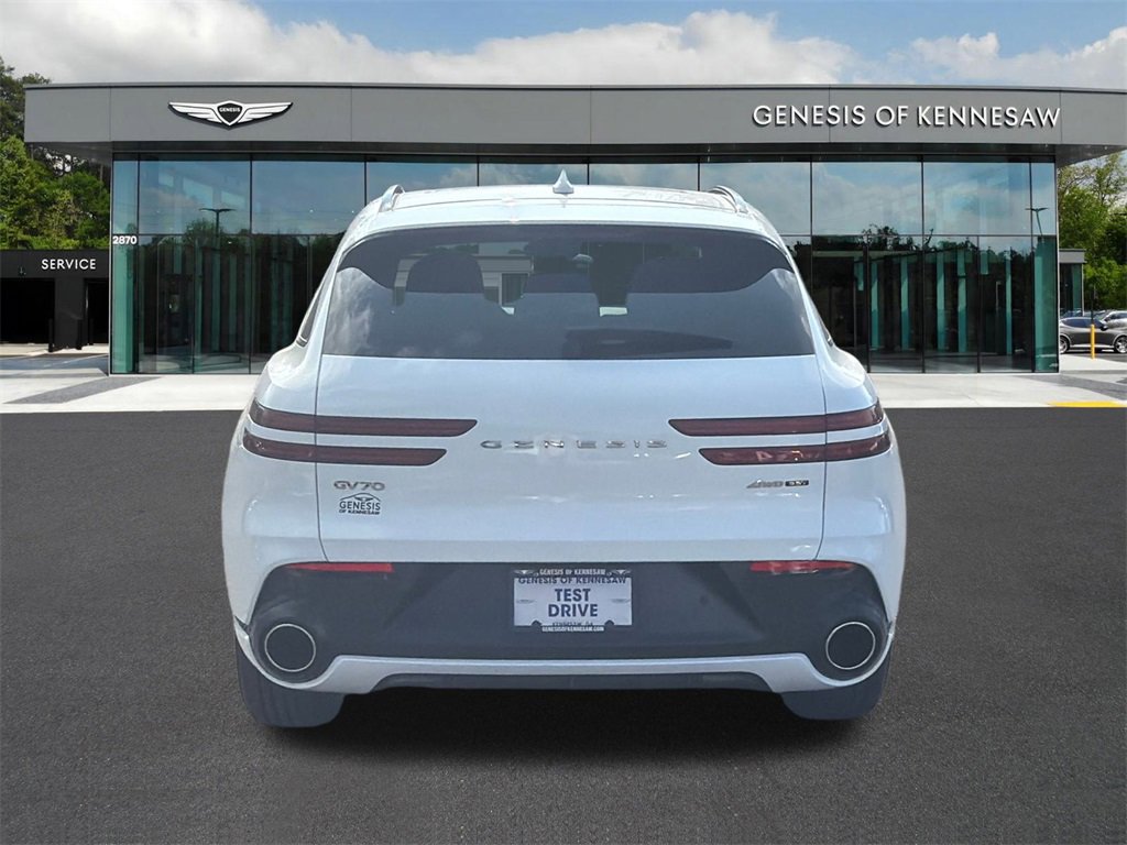 Used 2022 Genesis GV70 3.5T Sport image 6
