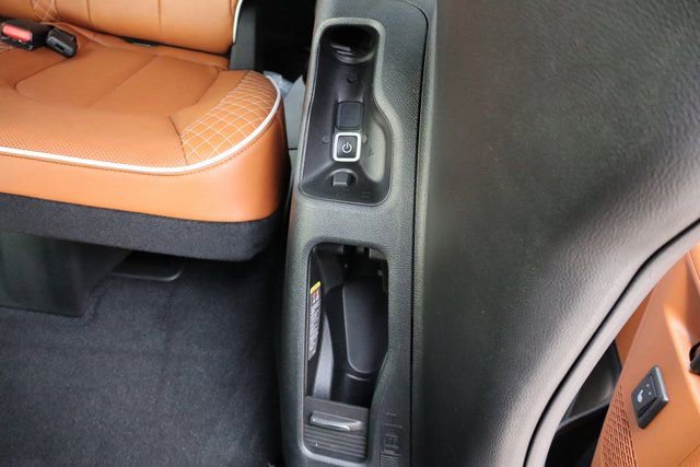 New 2026 Chrysler Pacifica Pinnacle AWD/4WD image 56