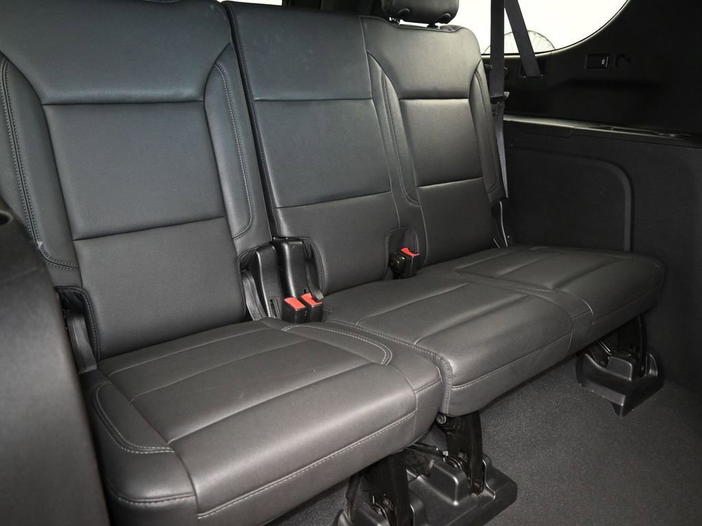 Used 2023 Chevrolet Suburban LT AWD/4WD image 35