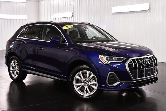 Used 2025 Audi Q3 2.0T Premium