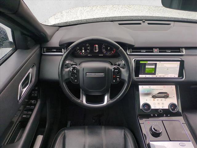 Used 2018 Land Rover Range Rover Velar S image 12