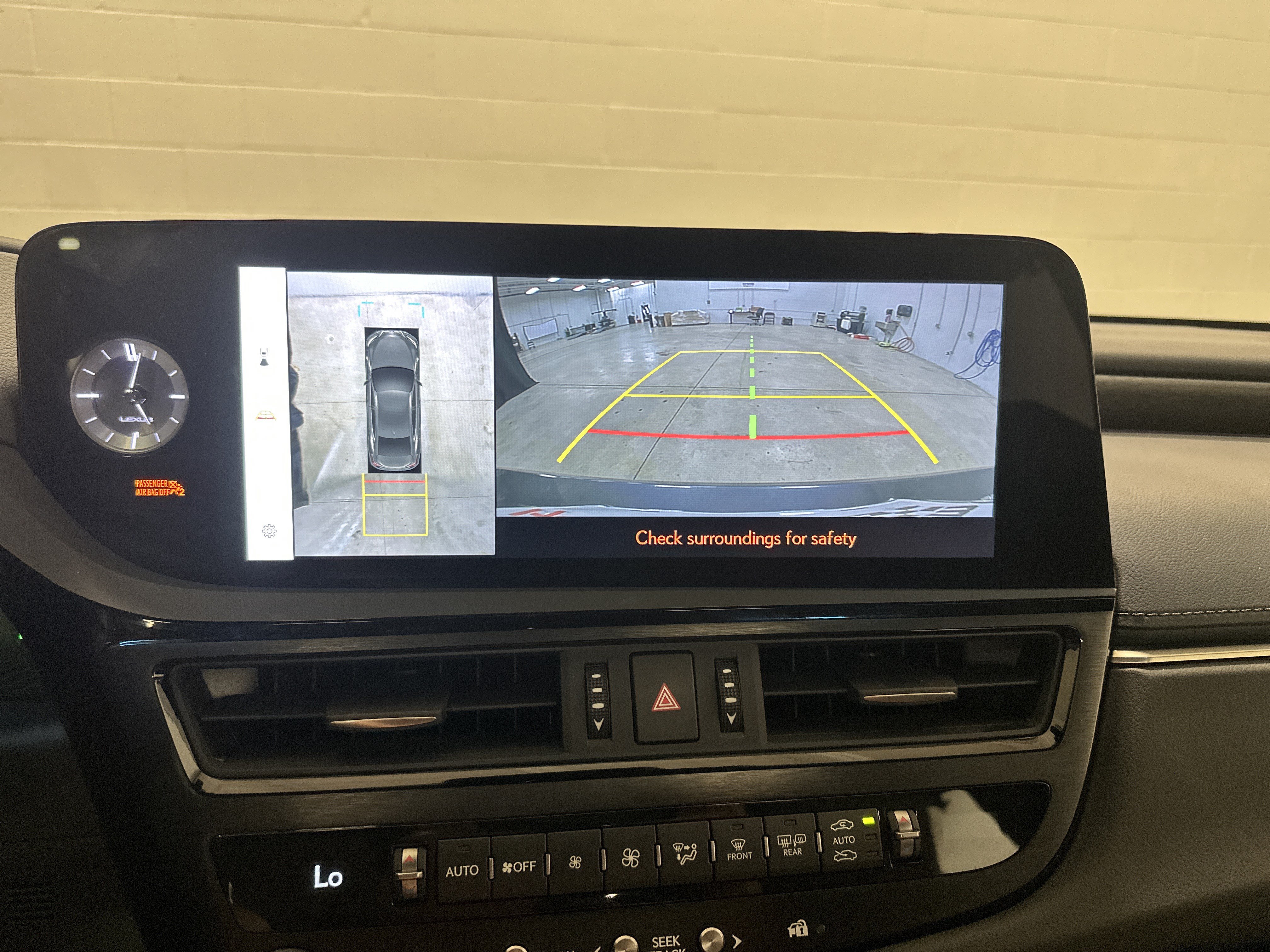 Certified 2024 Lexus ES 300h Ultra Luxury w/ Accessory Package (Z1) FWD image 25
