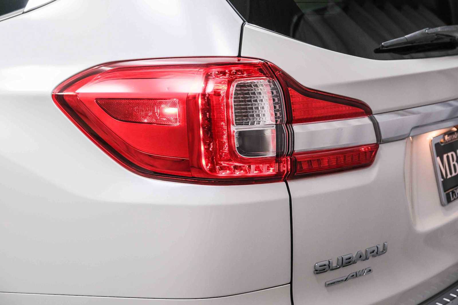 Used 2021 Subaru Ascent Touring w/ Popular Package #2 AWD/4WD image 8
