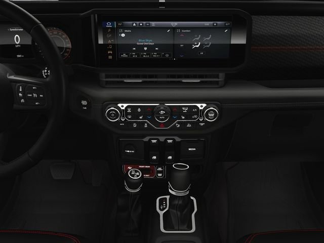 New 2025 Jeep Wrangler Rubicon AWD/4WD image 24