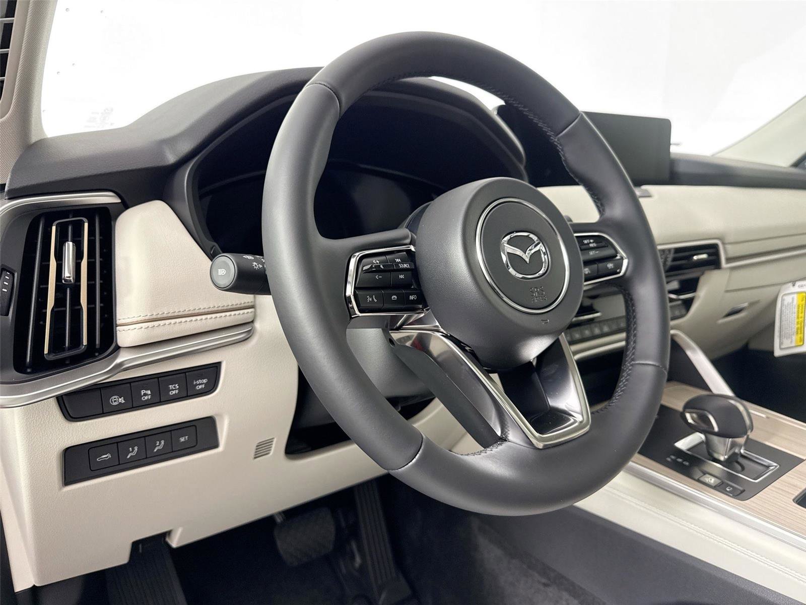 New 2026 MAZDA CX-90 3.3 Turbo w/ Premium Plus Pkg image 4
