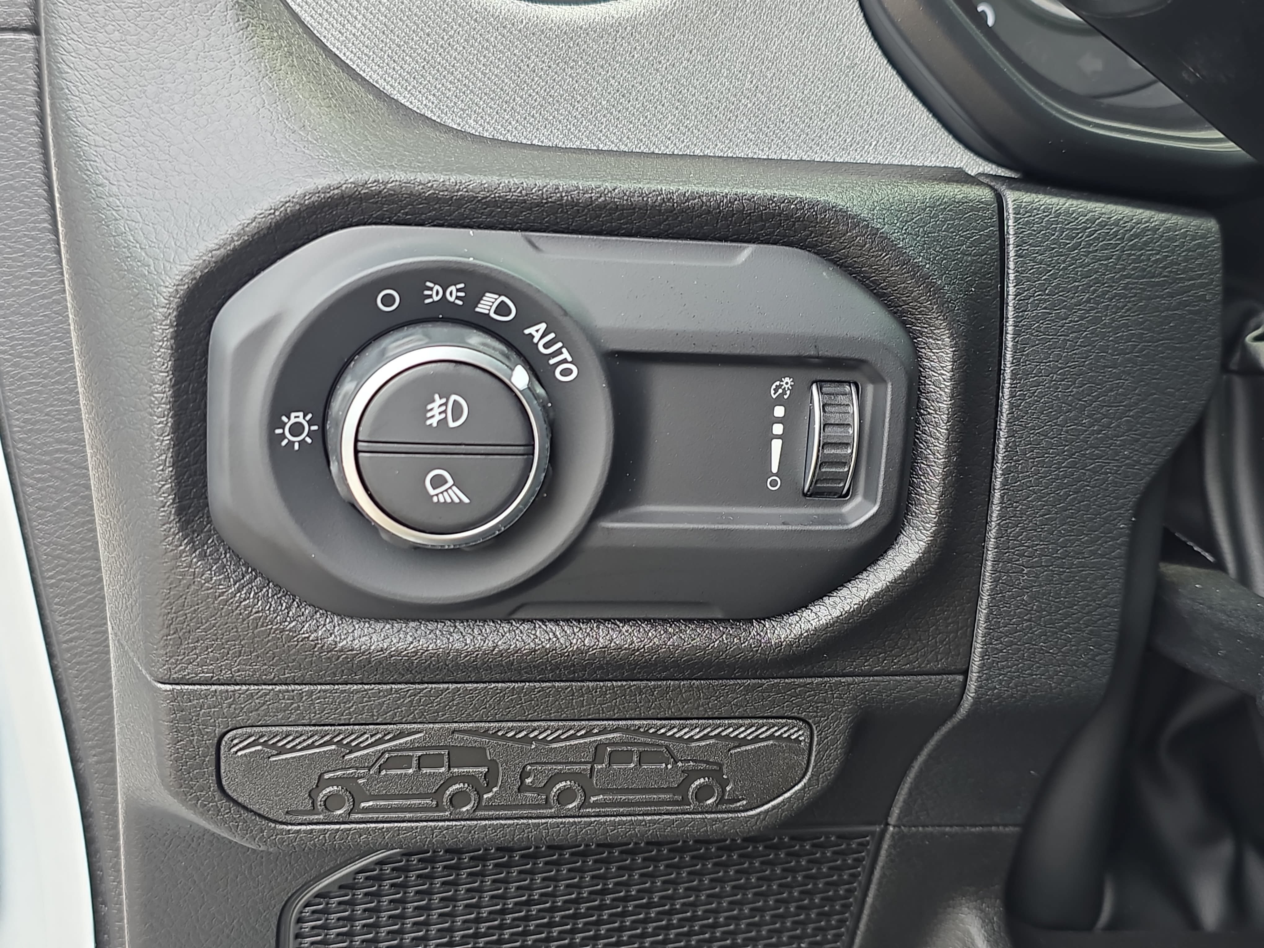 New 2026 Jeep Gladiator Sport AWD/4WD image 23