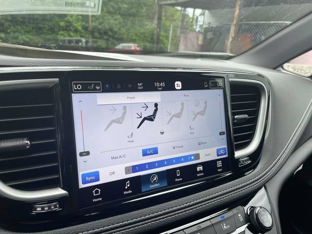New 2027 Chrysler Pacifica Select FWD image 28