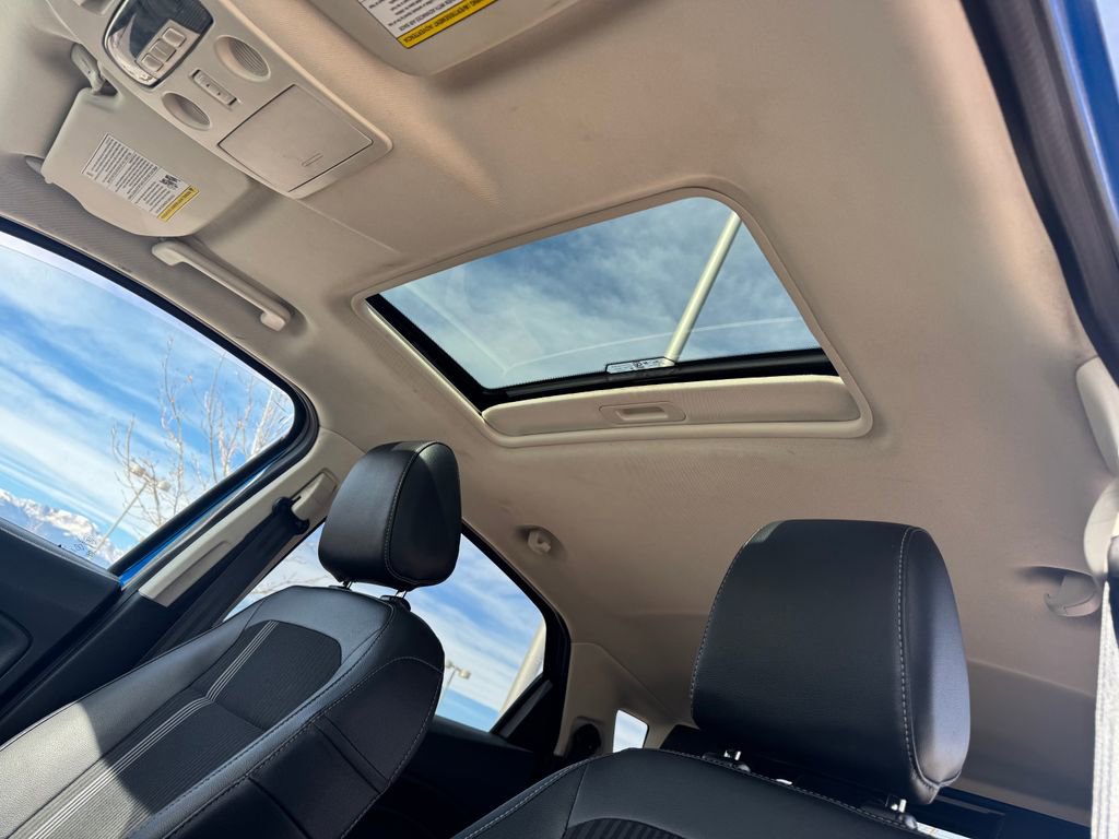 Used 2021 Ford EcoSport SES image 9