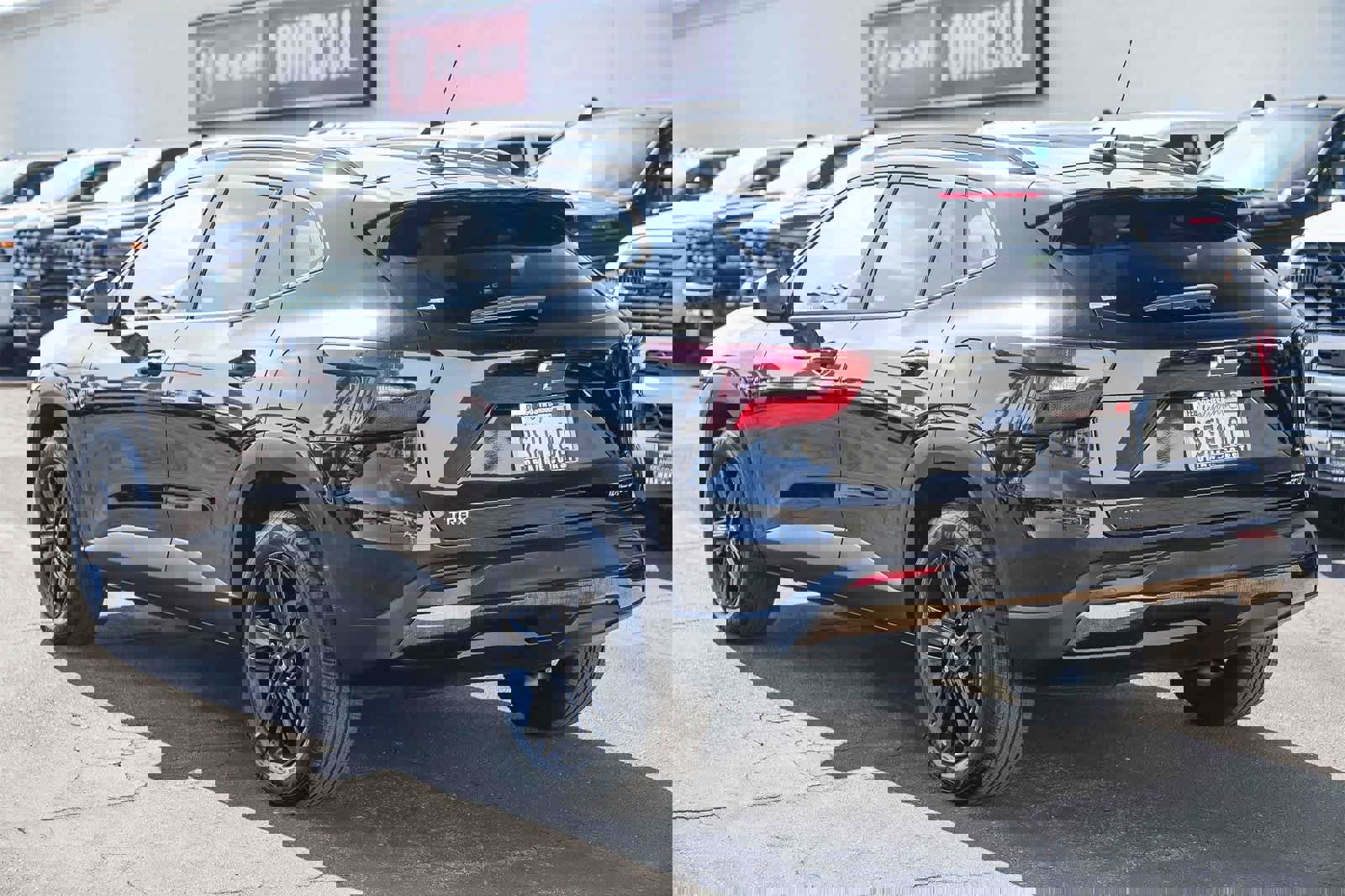 Used 2025 Chevrolet Trax ACTIV w/ Sunroof Package image 6