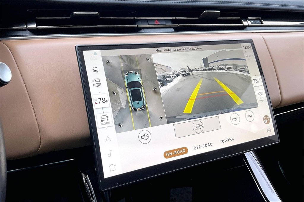 Used 2024 Land Rover Range Rover Sport SE image 14