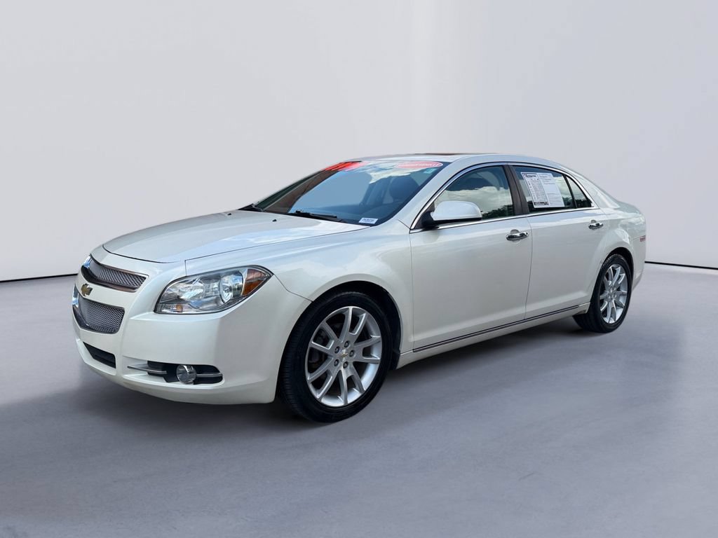 Used 2010 Chevrolet Malibu LTZ FWD image 7