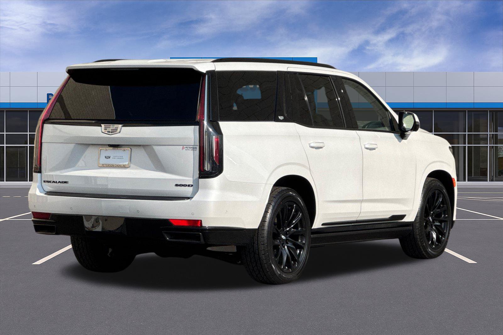 Used 2024 Cadillac Escalade Sport Platinum w/ LPO, ONYX Package AWD/4WD image 4