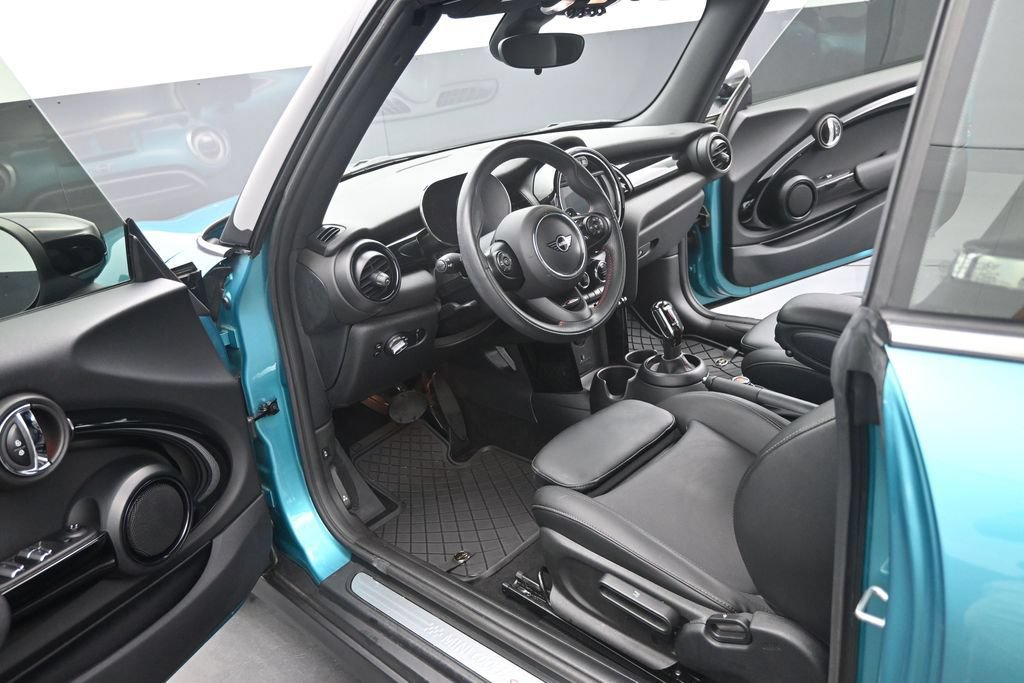 Used 2021 MINI Cooper S w/ 6.5" Touchscreen Package FWD image 11