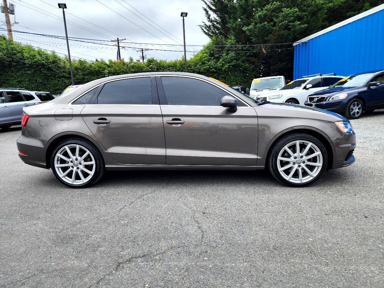 Used 2016 Audi A3 2.0T Premium Plus w/ Technology Package image 4