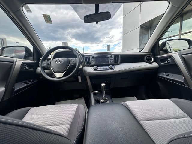 Used 2014 Toyota RAV4 XLE AWD/4WD image 16
