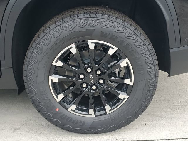 New 2026 Chevrolet Traverse Z71 w/ Enhanced Driving Package image 5