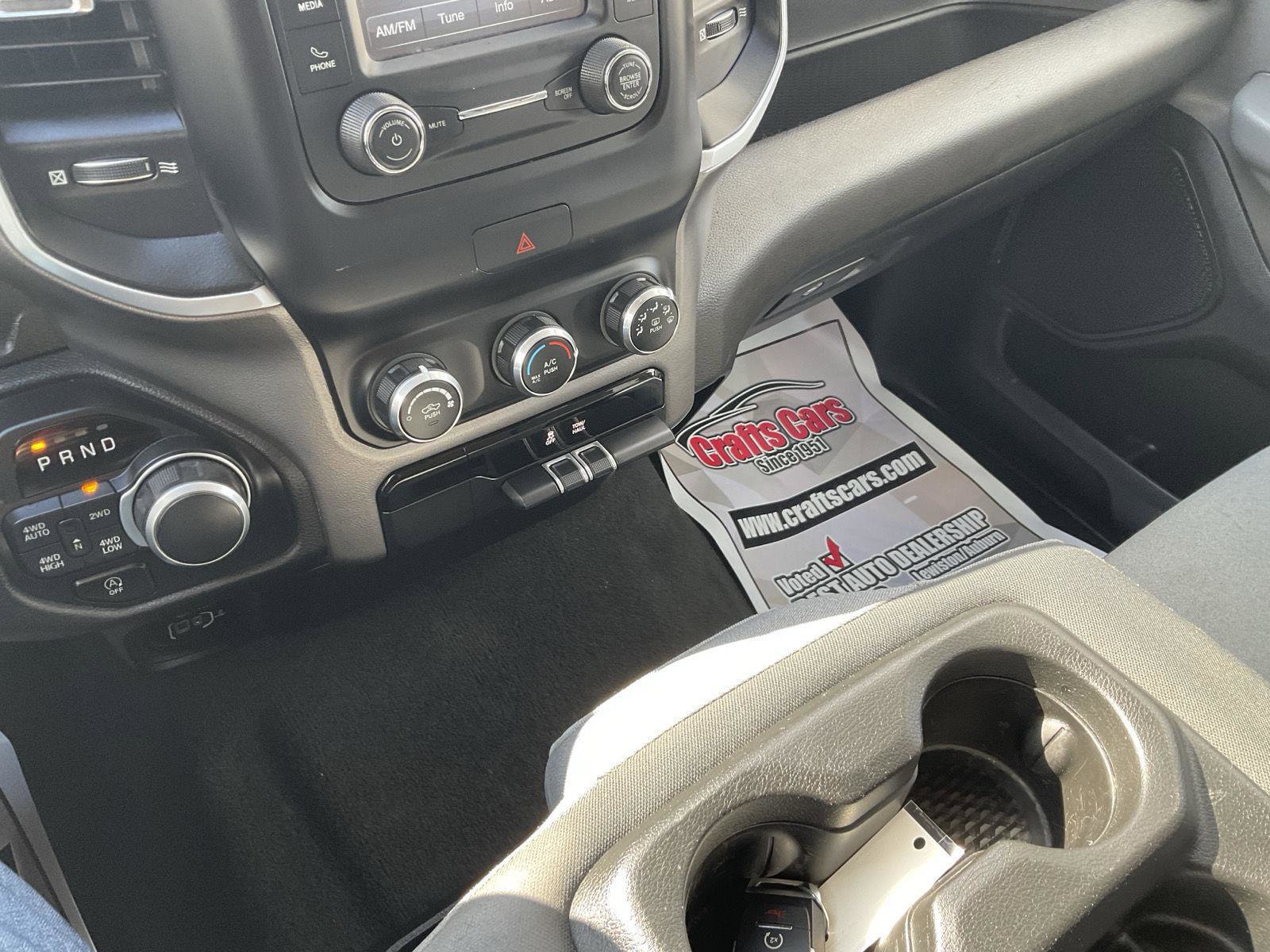 Used 2019 RAM 1500 Big Horn AWD/4WD image 17