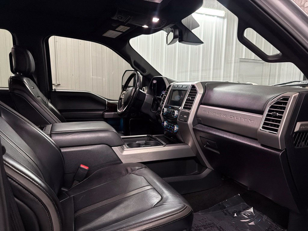 Used 2017 Ford F250 Platinum w/ Platinum Ultimate Package AWD/4WD image 39
