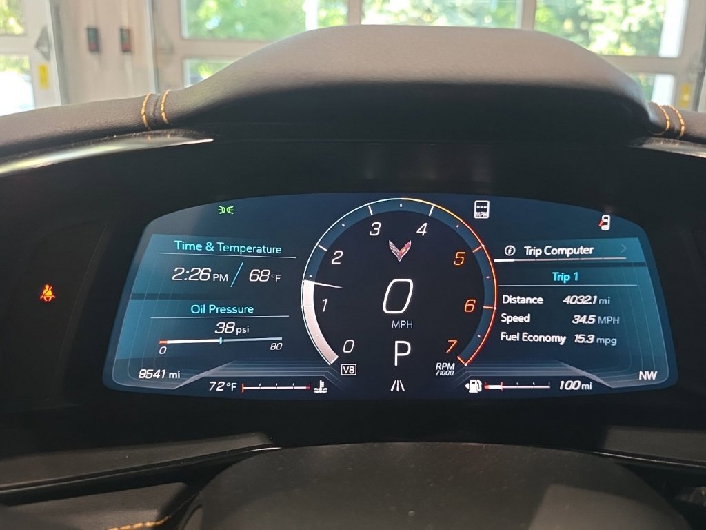 Used 2022 Chevrolet Corvette Stingray Preferred Cpe w/ Z51 Performance Package RWD image 16