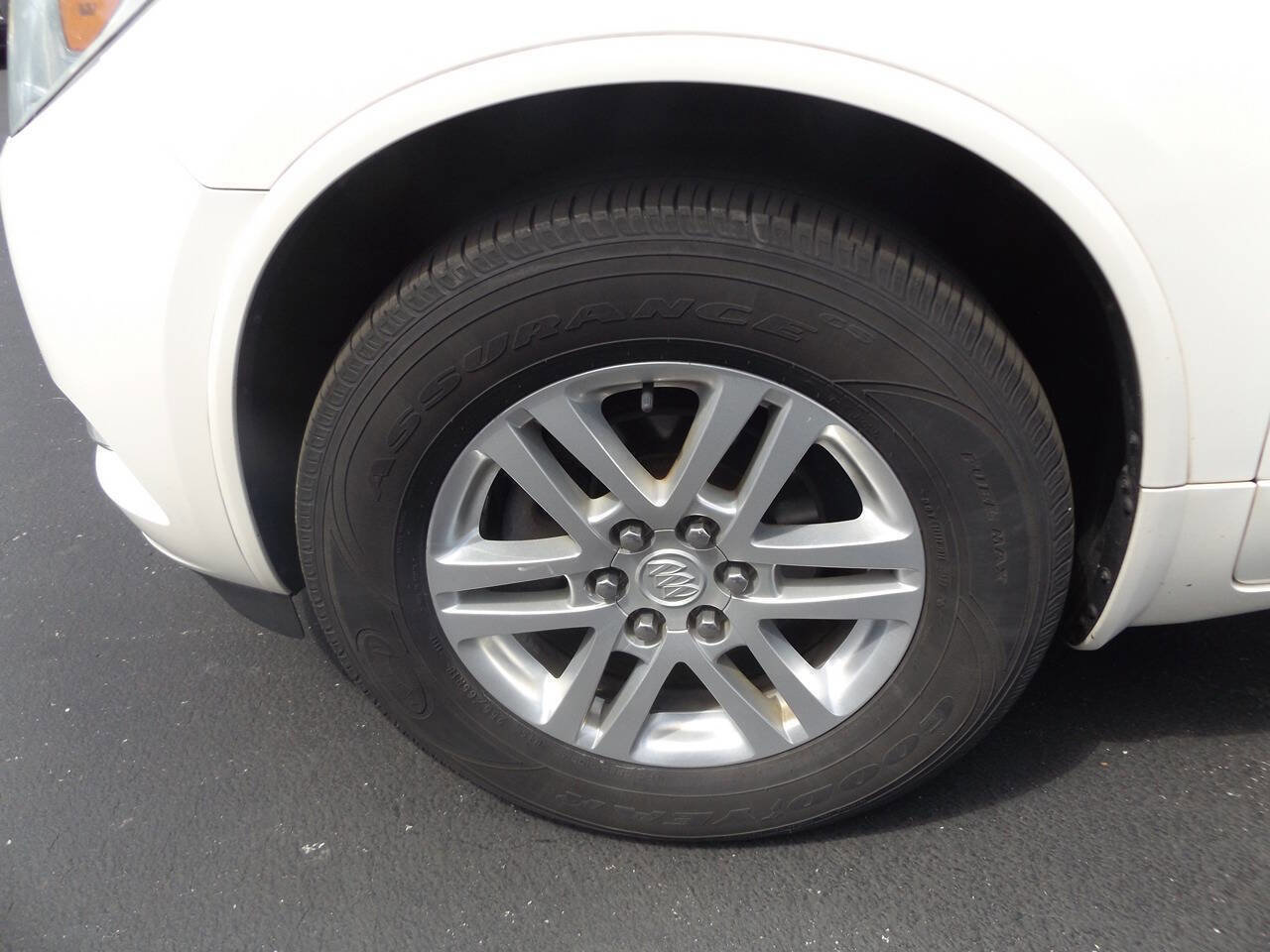 Used 2015 Buick Enclave Convenience FWD image 33