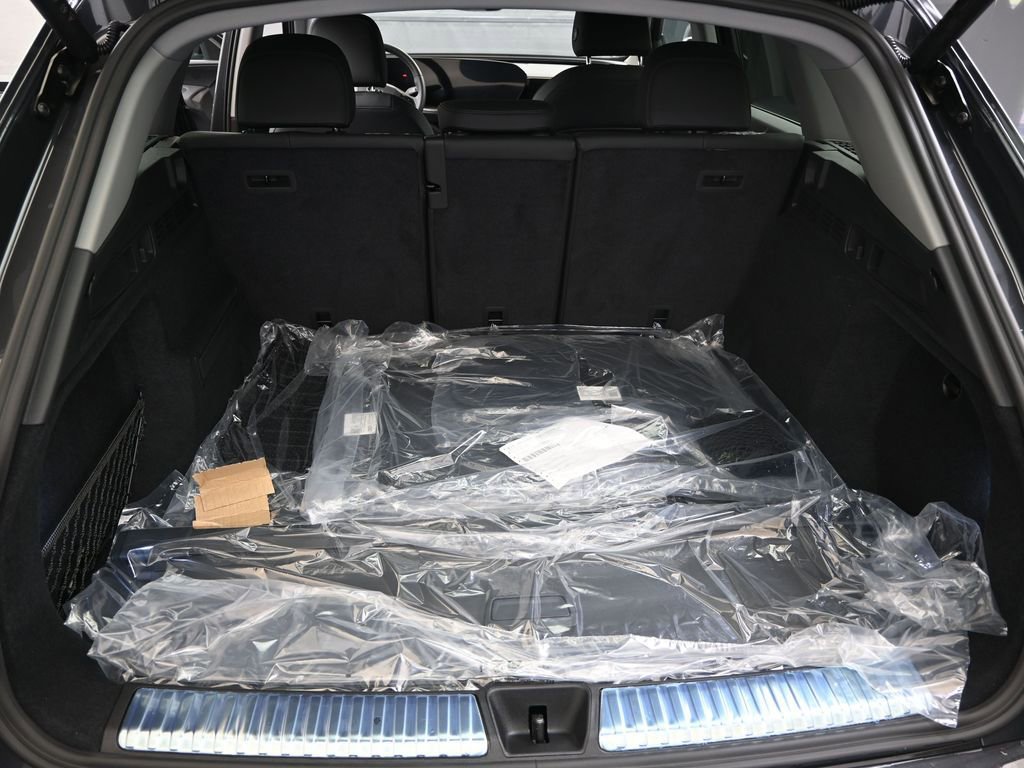 Used 2025 Audi Q5 Premium w/ Convenience Package image 17