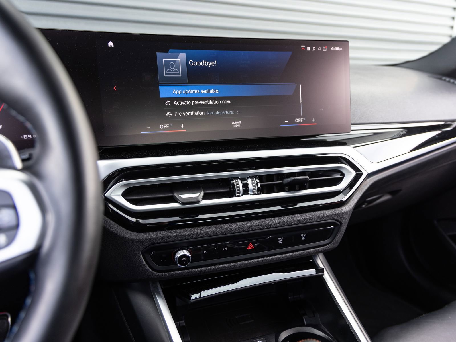 Used 2024 BMW M2 w/ Lighting Package image 13