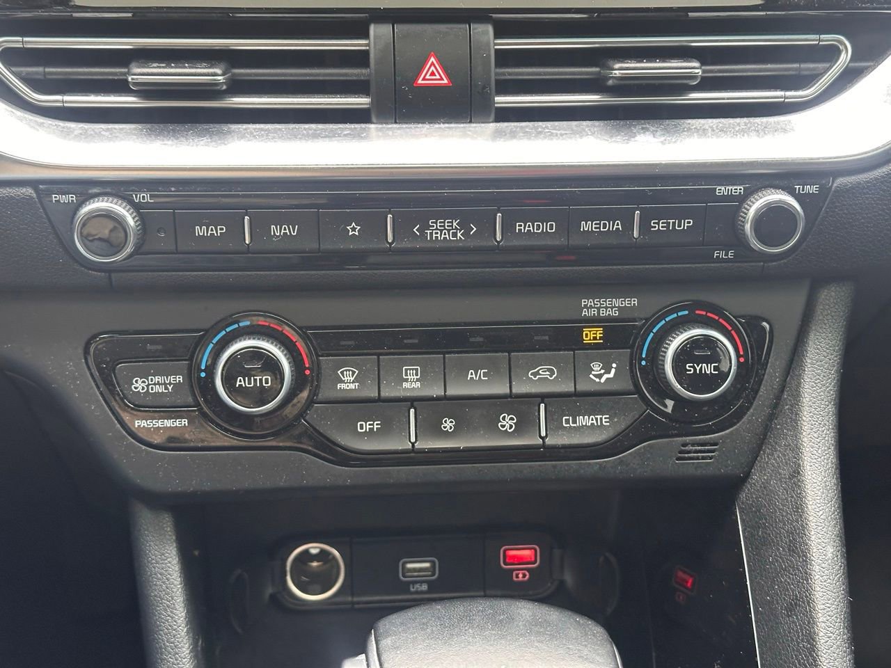 Used 2021 Kia Niro EX Premium image 33