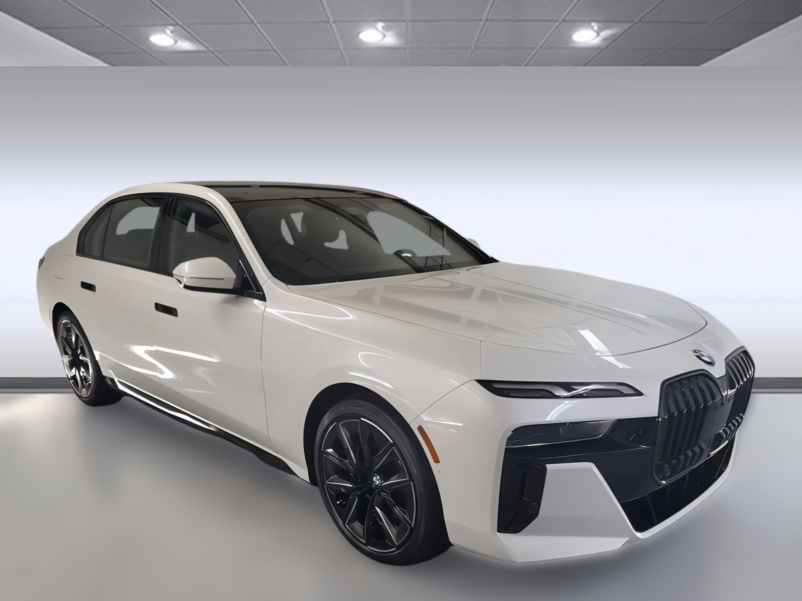 Used 2025 BMW 760i xDrive w/ Executive Package image 37