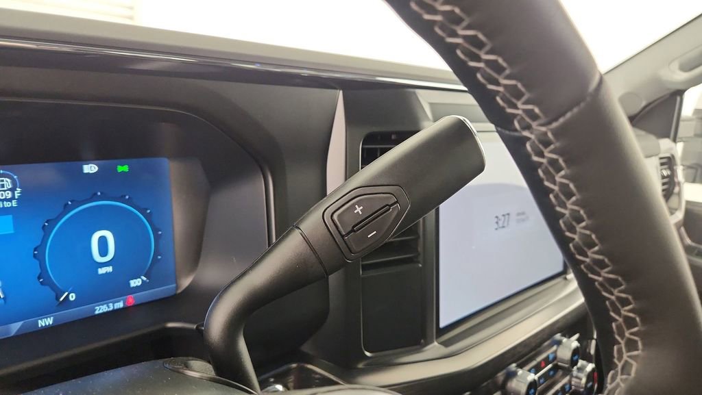 New 2026 Ford F350 Lariat w/ Chrome Package image 31