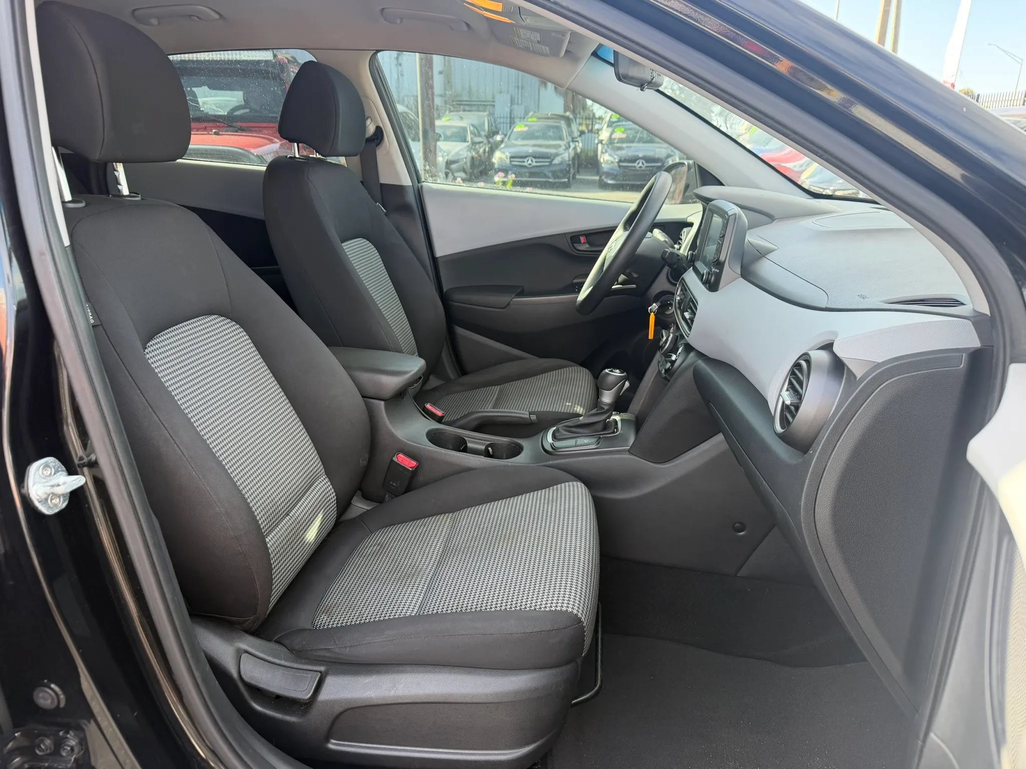 Used 2020 Hyundai Kona SE FWD image 11
