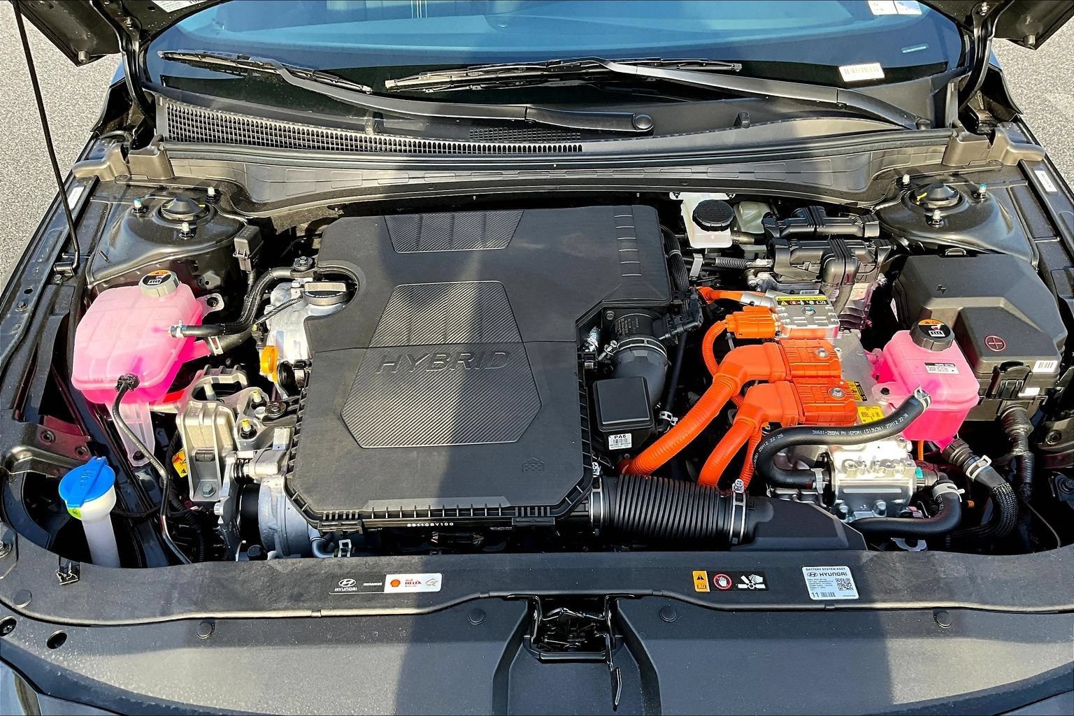 New 2026 Hyundai Elantra Hybrid FWD image 16