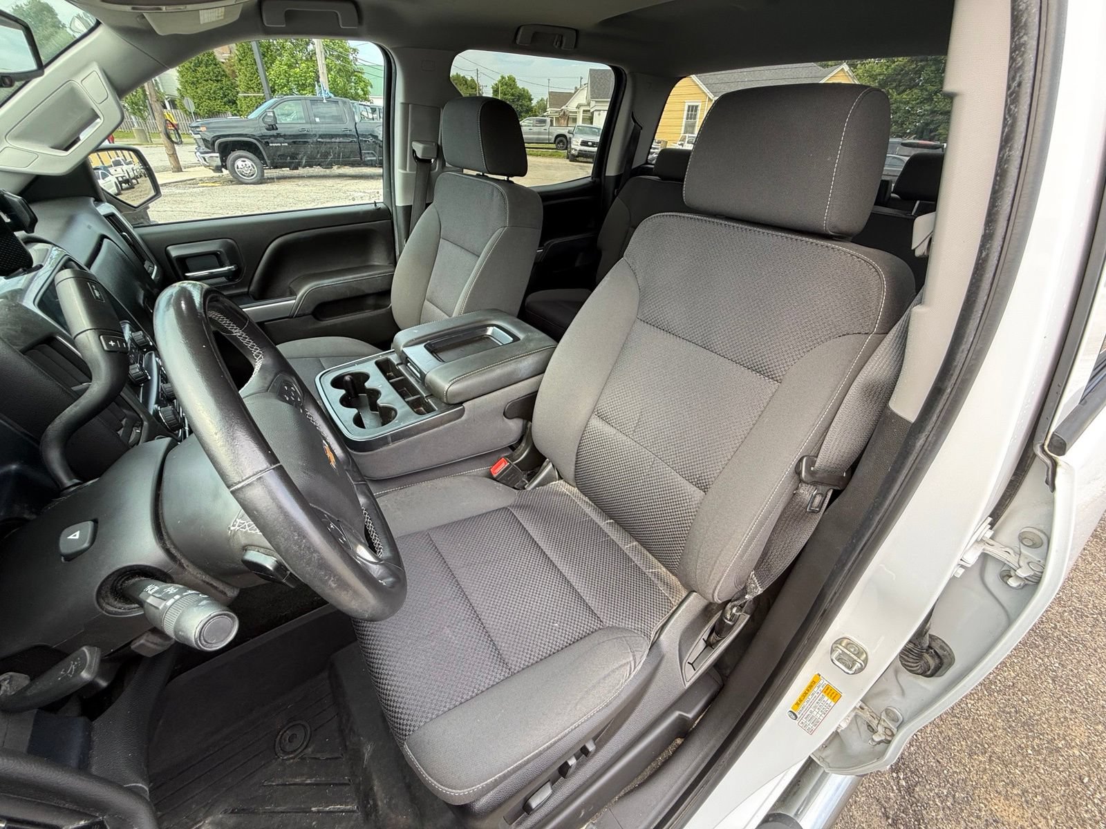 Used 2018 Chevrolet Silverado 1500 LT w/ All Star Edition AWD/4WD image 14