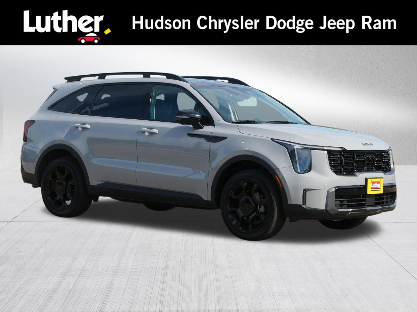 Used 2025 Kia Sorento SX