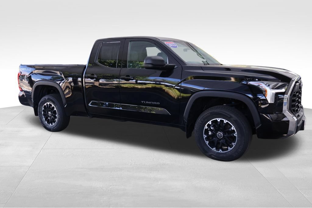 Used 2023 Toyota Tundra SR5 w/ TRD Off-Road Package AWD/4WD image 19